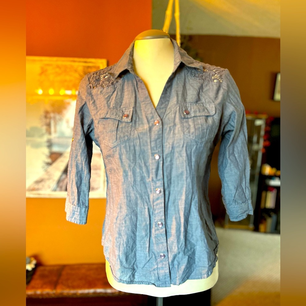 Blue Jean / lace button up shirt